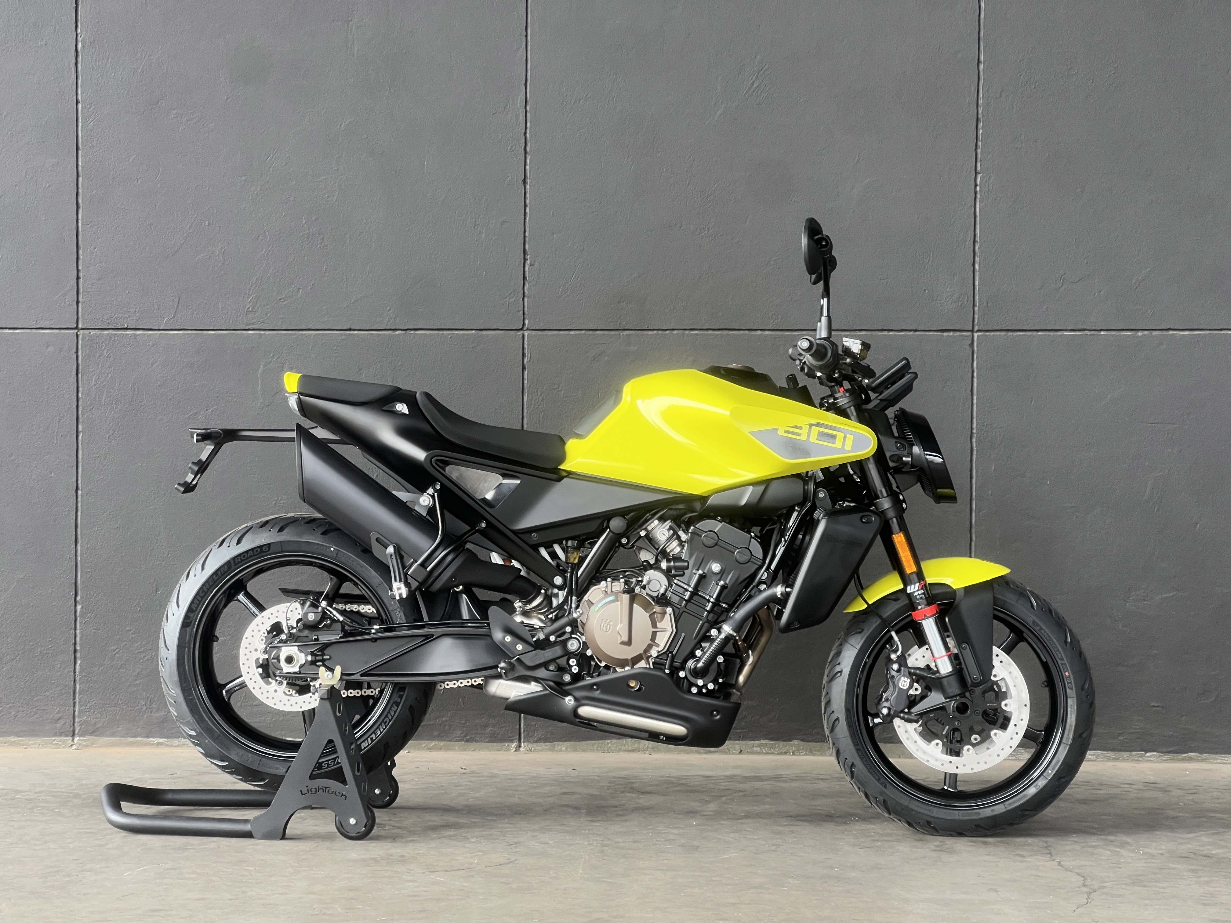 HUSQVARNA VITPILEN 801