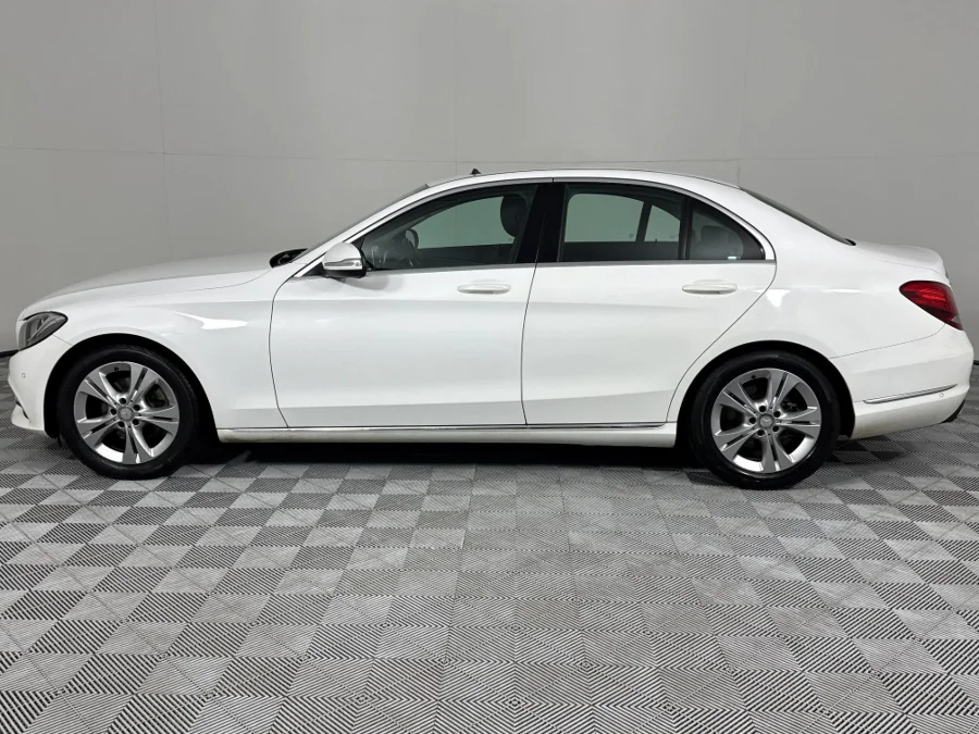 Used 2015 Mercedes-Benz C-Class C220d auto - WeBuyCars Midstream Used 2015 Mercedes-Benz C-Class C220d auto - WeBuyCars Midstream