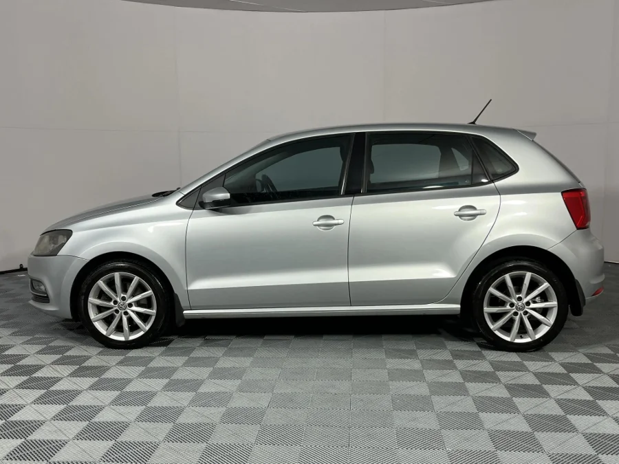 Used 2015 Volkswagen Polo hatch 1.2TSI Highline - WeBuyCars Lansdowne Used 2015 Volkswagen Polo hatch 1.2TSI Highline - WeBuyCars Lansdowne