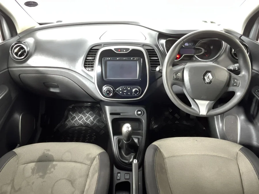 Used 2017 Renault Captur 66kW turbo Expression - WeBuyCars  Witbank