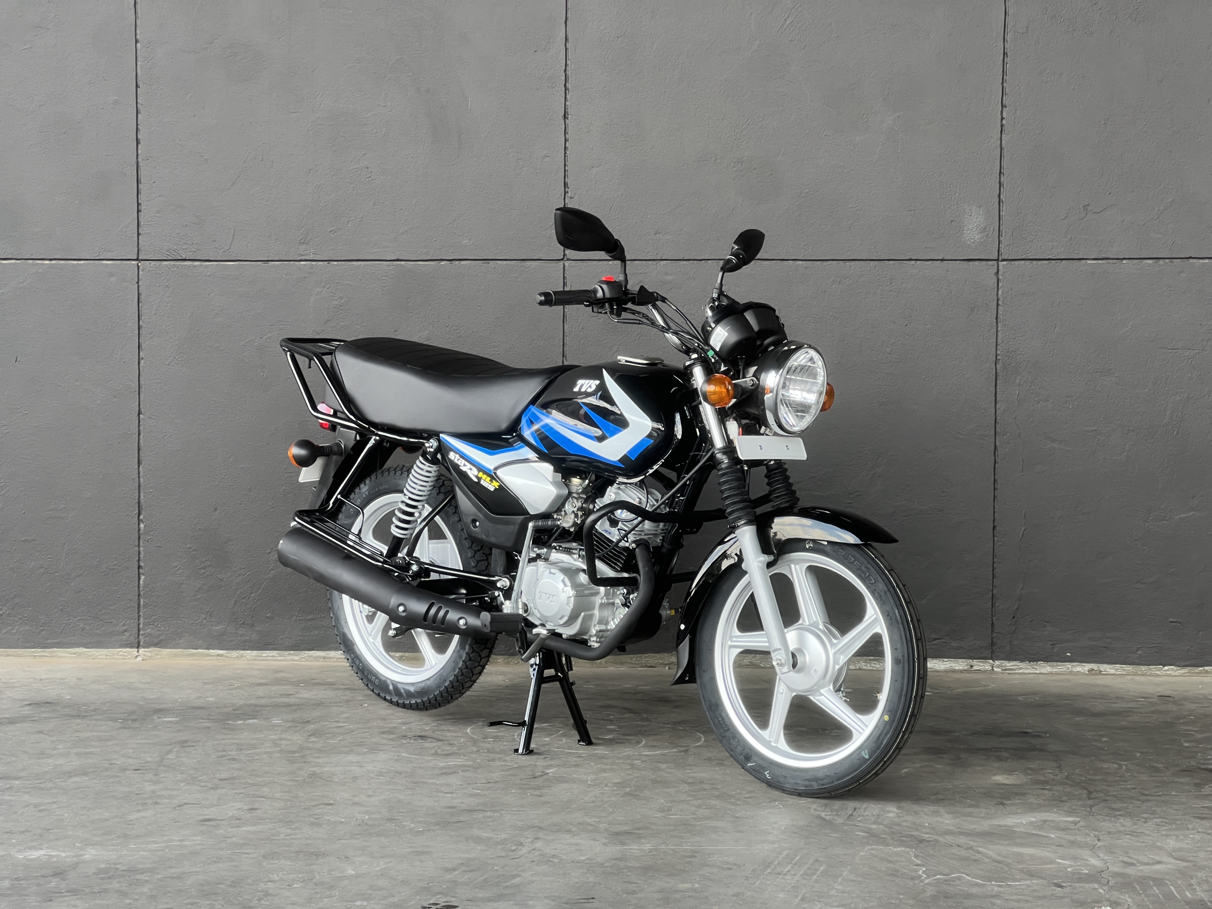 TVS HLX 125