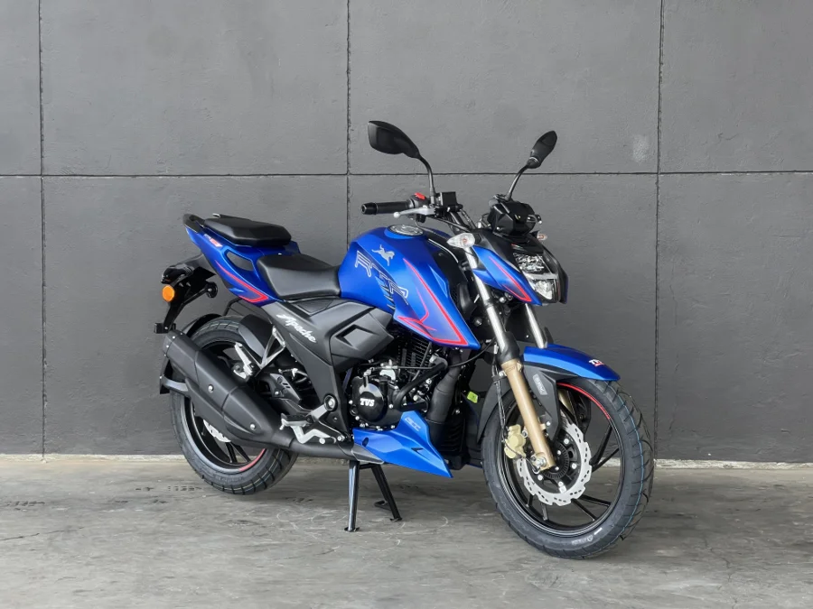 TVS APACHE RTR 200 FI - FAST KTM TVS APACHE RTR 200 FI - FAST KTM