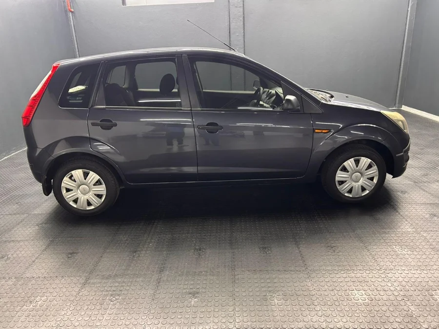 Used 2011 Ford Figo 1.4 Ambiente - Avari Cars