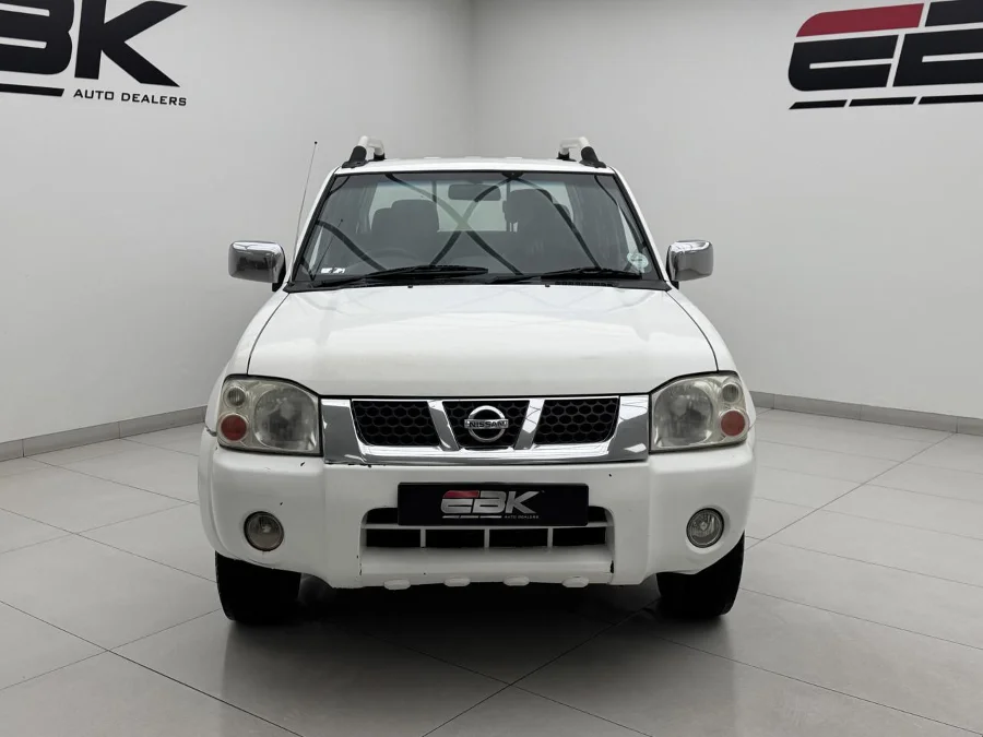 Used 2010 Nissan NP300 Hardbody 2.4 double cab 4x4 - EBK Auto
