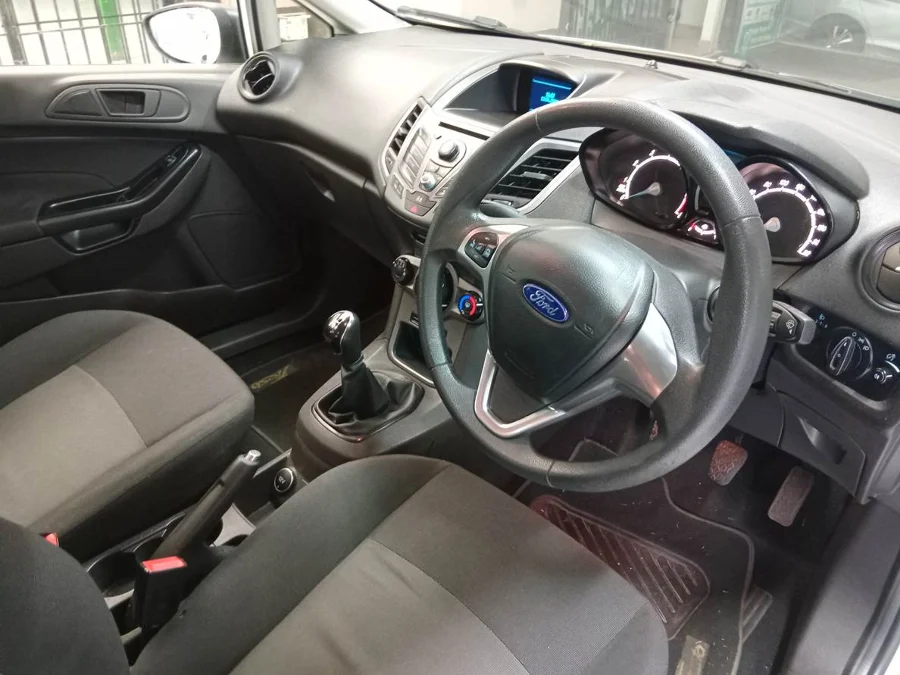 Used 2014 Ford Fiesta 5-door 1.4 Ambiente - Wiz Link