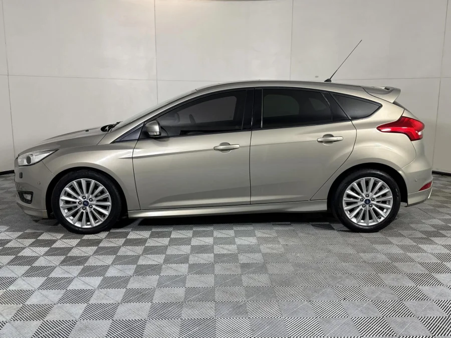Used 2018 Ford Focus hatch 1.5T Trend auto - WeBuyCars Midstream