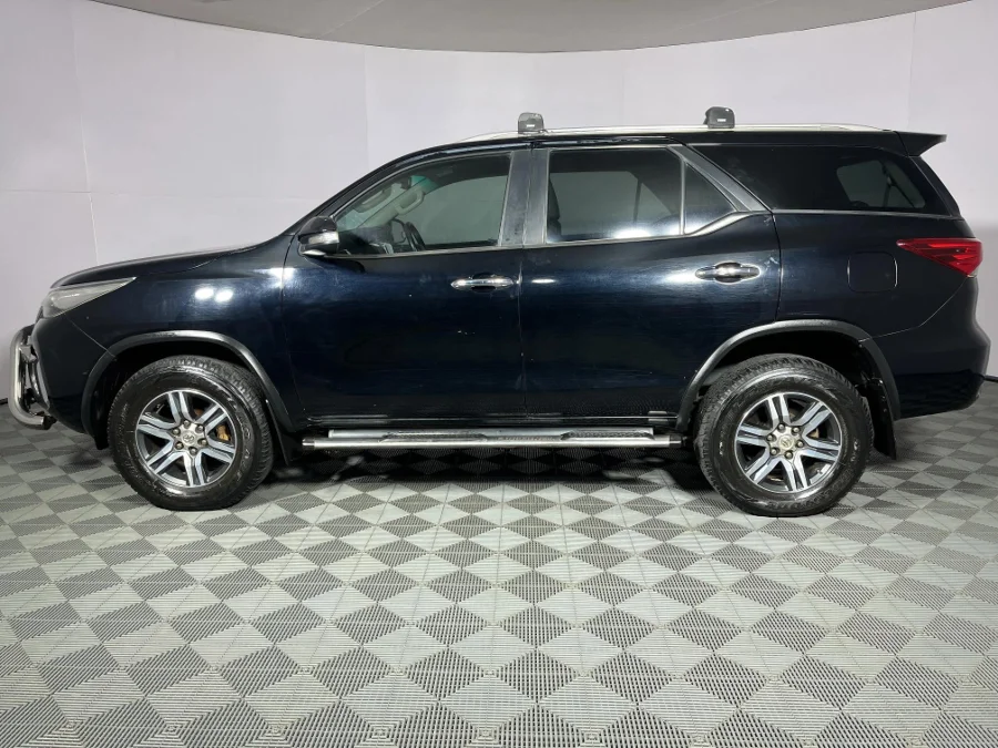 Used 2016 Toyota Fortuner 2.8GD-6 4x4 auto - WeBuyCars Rustenburg