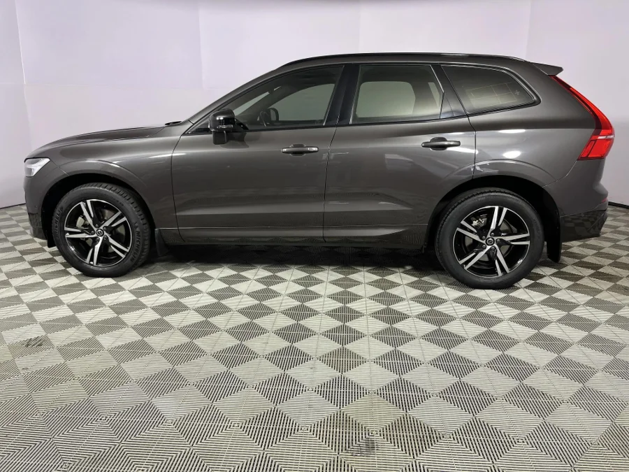 Used 2022 Volvo XC60 B5 AWD Ultimate Dark - WeBuyCars Montana