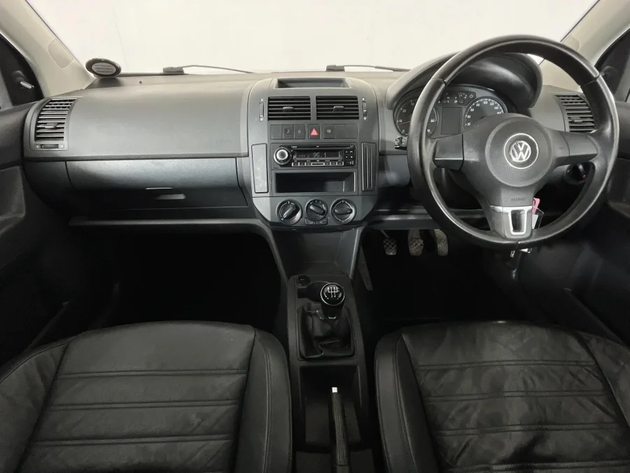 Used 2015 Volkswagen Polo Vivo hatch 1.6 Comfortline - WeBuyCars Rustenburg