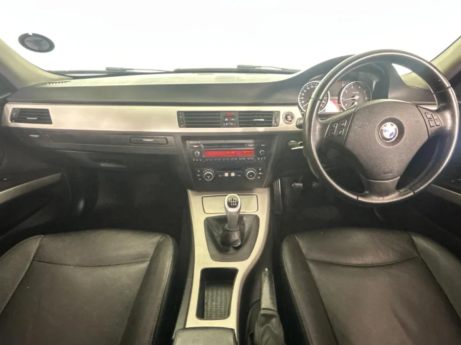 Used 2010 BMW 3 Series 320i Innovations - WeBuyCars Lansdowne