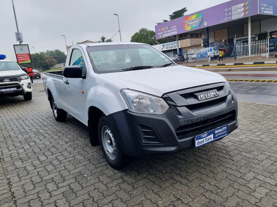 Used 2025 Toyota Hilux 2.0 - Carbase Auto