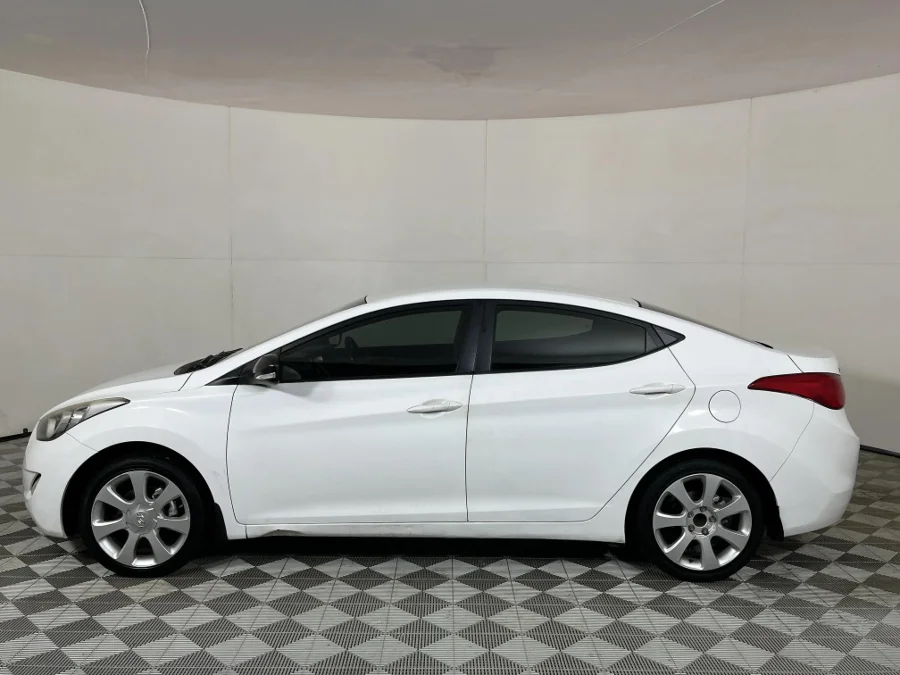 Used 2012 Hyundai Elantra 1.8 Executive - WeBuyCars JHB South Used 2012 Hyundai Elantra 1.8 Executive - WeBuyCars JHB South