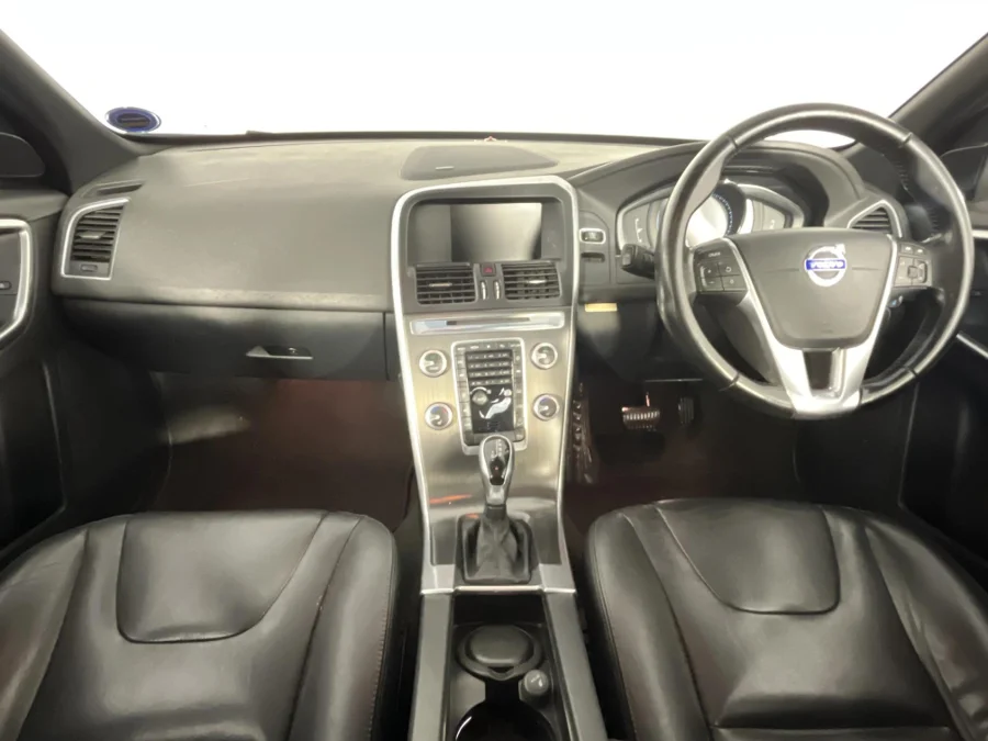 Used 2014 Volvo XC60 D5 AWD Elite - WeBuyCars George