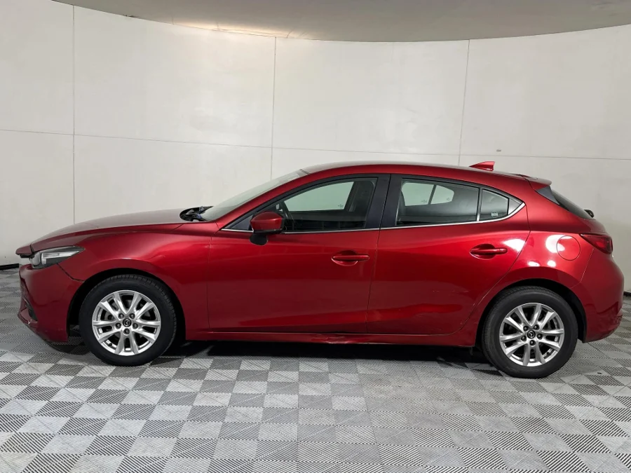 Used 2016 Mazda Mazda3 hatch 2.0 Individual auto - WeBuyCars Midstream