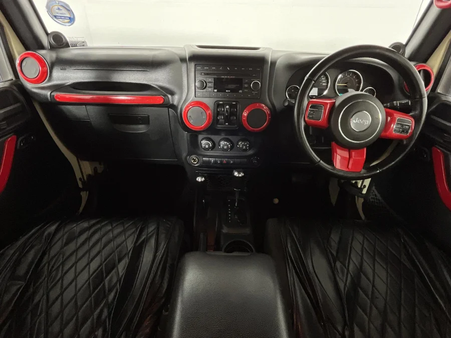 Used 2011 Jeep Wrangler Unlimited 3.8L Sahara - WeBuyCars Montana