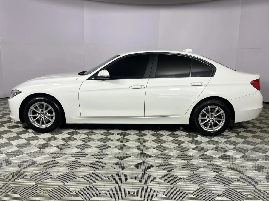 Used 2013 BMW 3 Series 320d sports-auto - WeBuyCars Durban