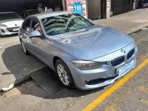Used 2014 BMW 3 Series 320i Start auto