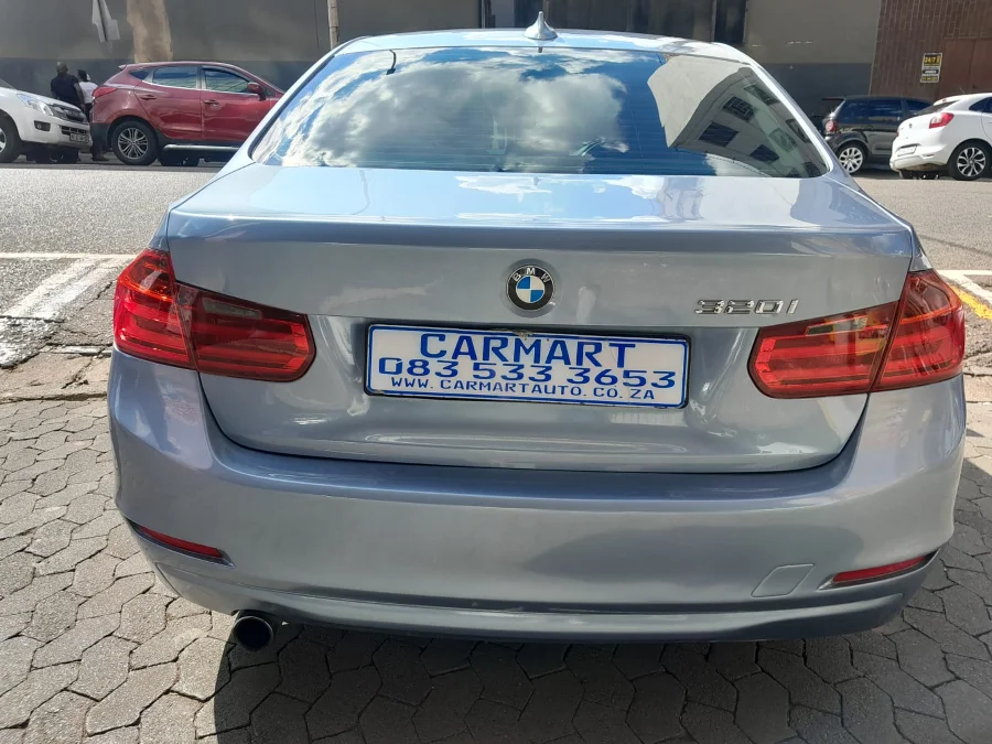 Used 2014 BMW 3 Series 320i Start auto - Carmart Auto Dealer