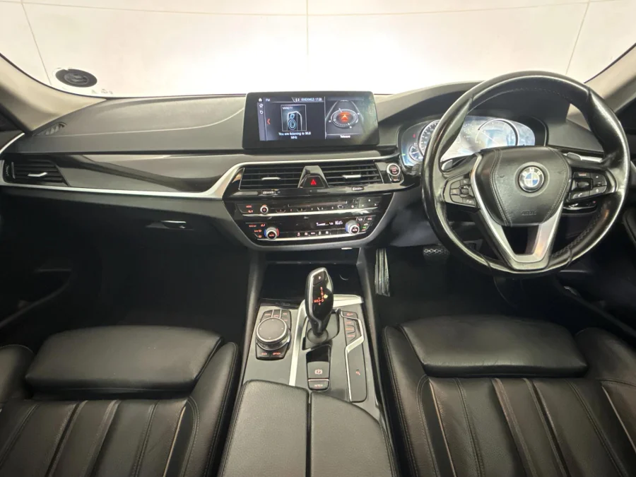 Used 2018 BMW 5 Series 520d - WeBuyCars Midstream