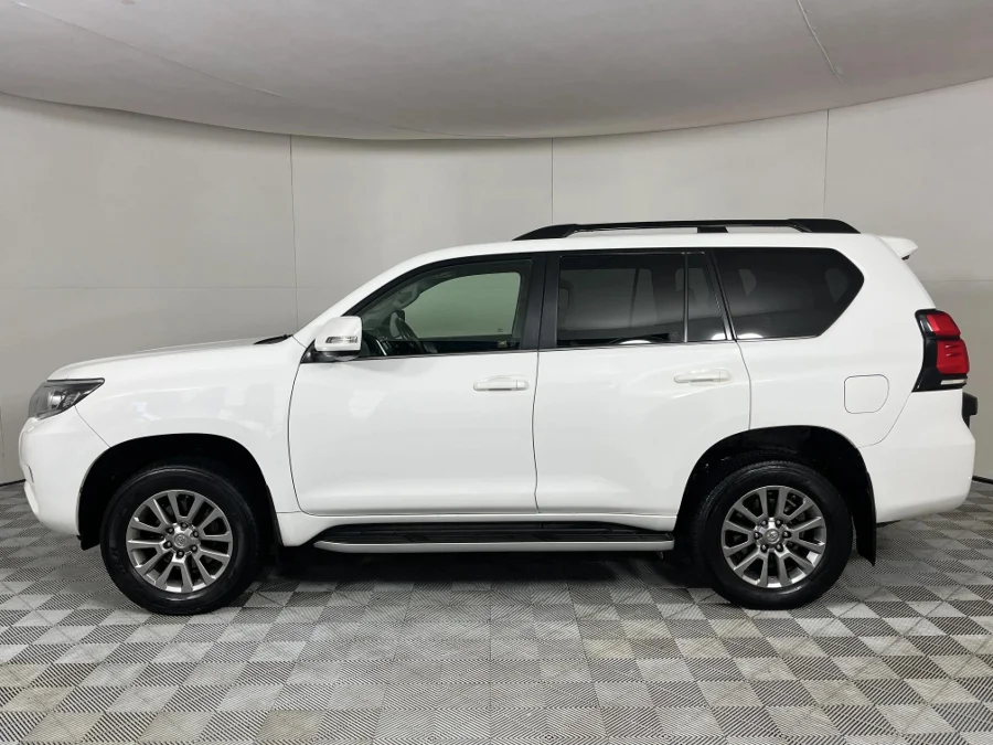 Used 2018 Toyota Land Cruiser Prado 3.0DT VX-L - WeBuyCars Mbombela