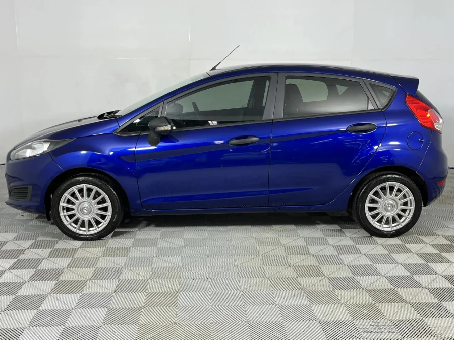 Used 2016 Ford Fiesta 5-door 1.4 Ambiente - WeBuyCars Silverlakes