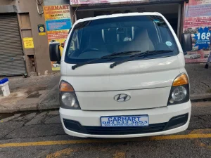Used 2016 Hyundai H-100 Bakkie 2.6D deck