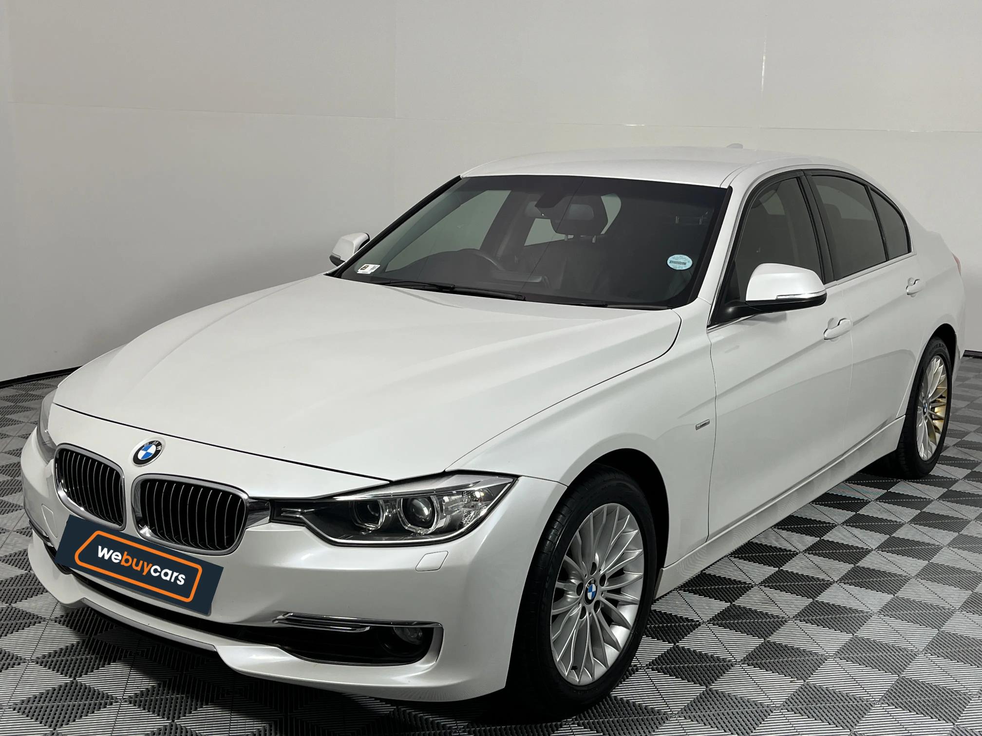 Used 2013 BMW 3 Series 320i Luxury sports-auto