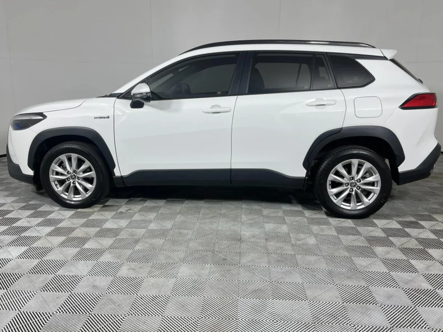 Used 2023 Toyota Corolla Cross 1.8 Hybrid XS - WeBuyCars Riverhorse