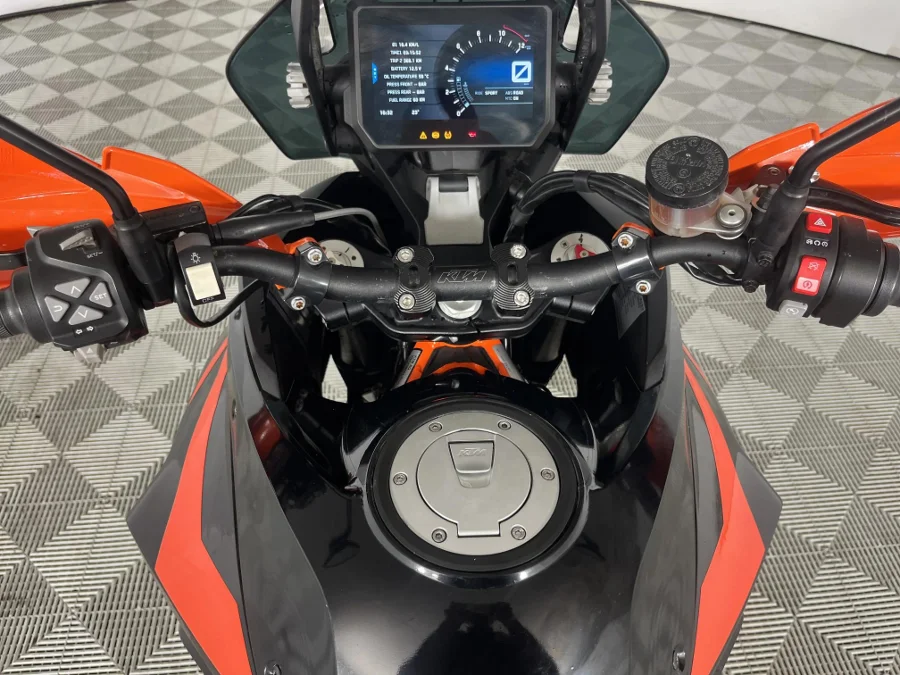 Used 2018 KTM 1290 Super Adventure R - WeBuyCars Richmond Used 2018 KTM 1290 Super Adventure R - WeBuyCars Richmond