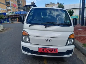Used 2015 Hyundai H-100 Bakkie 2.6D deck