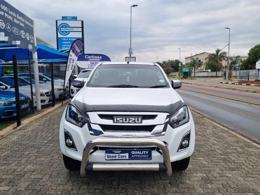 Used 2015 Isuzu KB 300D-Teq double cab LX - Carbase Auto