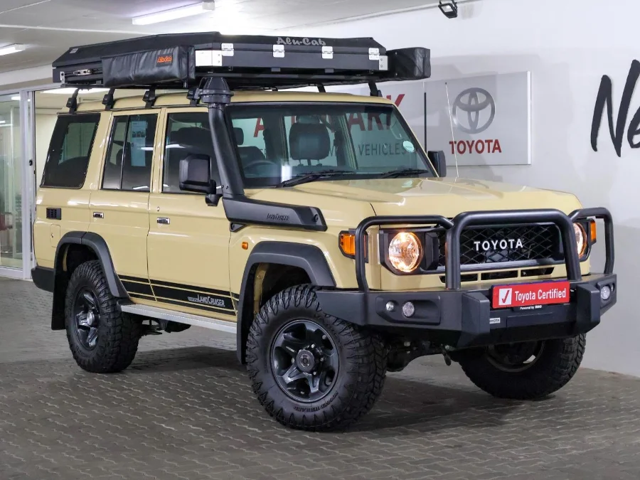 Used 2025 Toyota Land Cruiser 76 2.8GD-6 station wagon VX - SMG Toyota Cresta Used 2025 Toyota Land Cruiser 76 2.8GD-6 station wagon VX - SMG Toyota Cresta