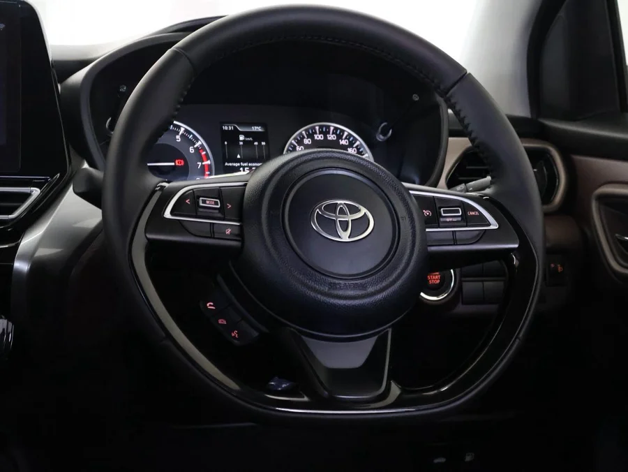 Used 2025 Toyota Starlet Cross 1.5 XR manual - SMG Toyota Soweto Used 2025 Toyota Starlet Cross 1.5 XR manual - SMG Toyota Soweto