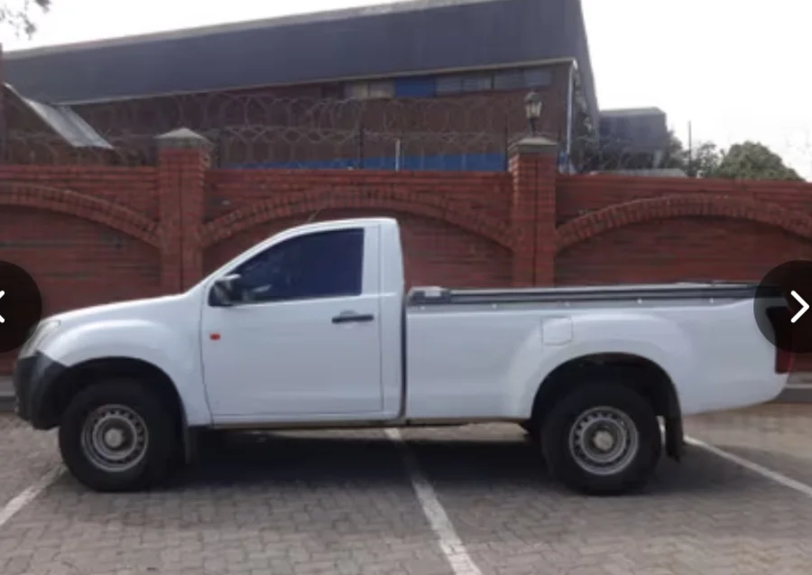 Used 2019 Isuzu D-Max 250 Fleetside chassis cab - Nigel Auto Centre Used 2019 Isuzu D-Max 250 Fleetside chassis cab - Nigel Auto Centre