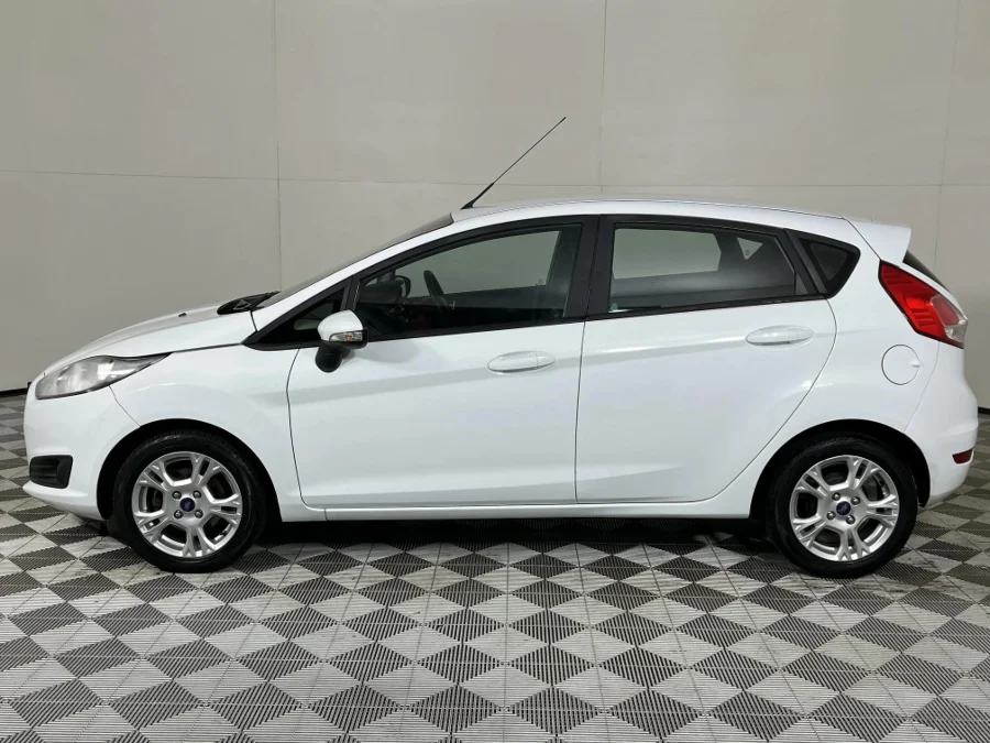 Used 2014 Ford Fiesta 5-door 1.0T Trend - WeBuyCars Vereeniging