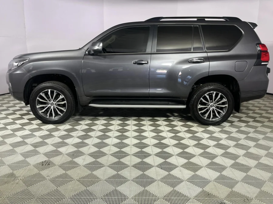 Used 2022 Toyota Land Cruiser Prado 2.8GD VX - WeBuyCars Durban