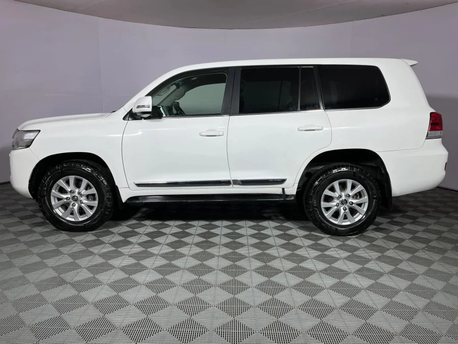 Used 2015 Toyota Land Cruiser 200 4.5D-4D V8 VX - WeBuyCars Rustenburg