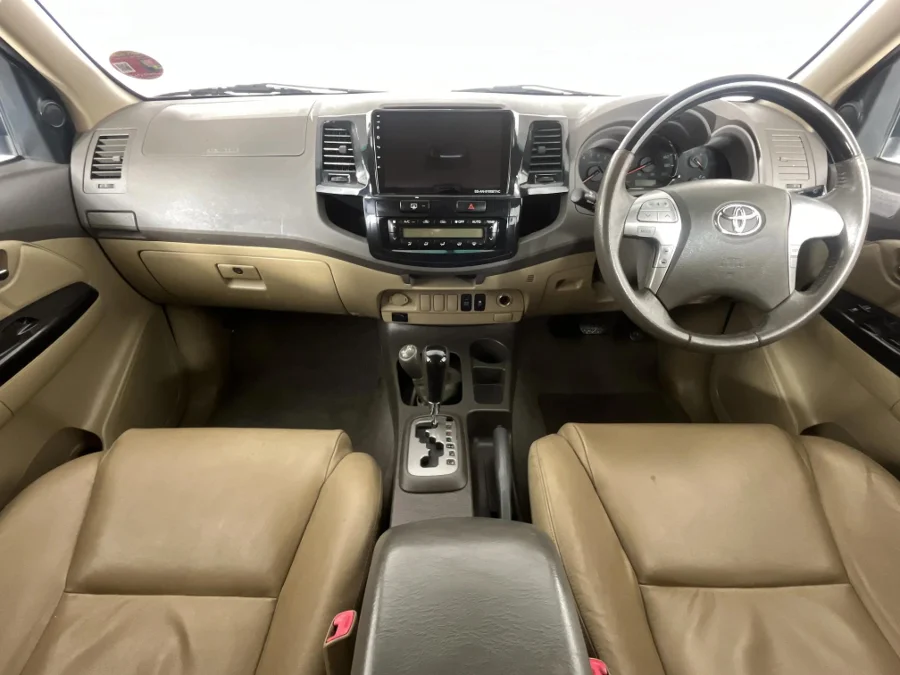 Used 2013 Toyota Fortuner 4.0 V6 Heritage Edition 4x4 - WeBuyCars Mbombela