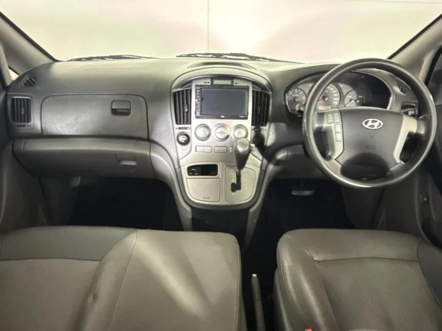 Used 2014 Hyundai H-1 2.5VGTi bus GLS - WeBuyCars Midstream Used 2014 Hyundai H-1 2.5VGTi bus GLS - WeBuyCars Midstream