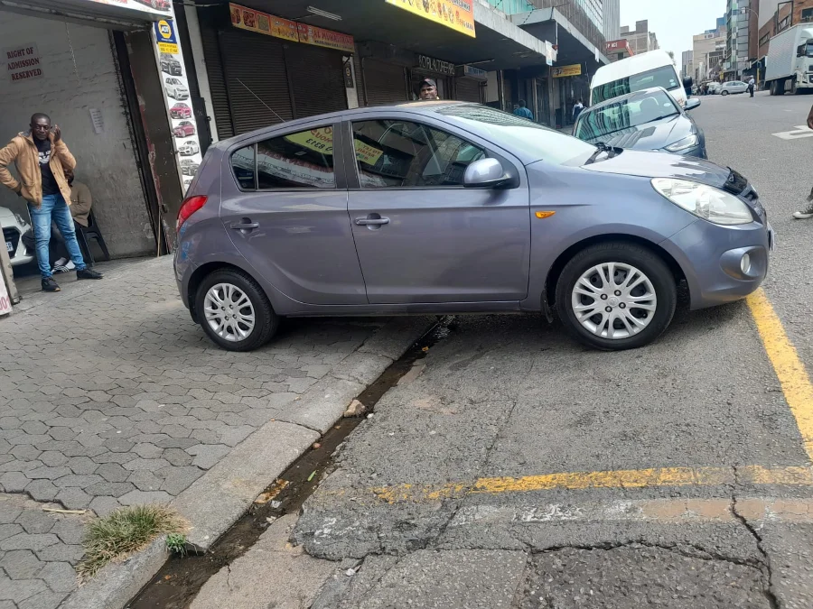 Used 2013 Hyundai i20 1.2 Motion - Carmart Auto Dealer Used 2013 Hyundai i20 1.2 Motion - Carmart Auto Dealer