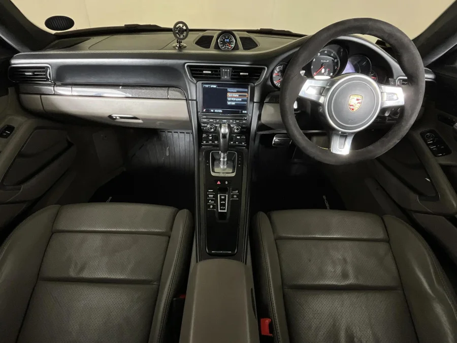 Used 2013 Porsche 911 turbo S - WeBuyCars The Dome