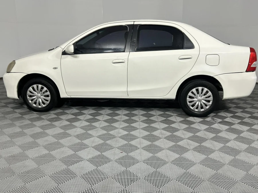 Used 2013 Toyota Etios sedan 1.5 Sprint - WeBuyCars Richmond