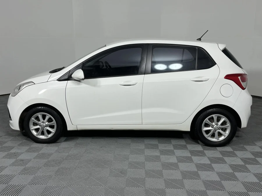 Used 2015 Hyundai Grand i10 1.25 Fluid auto - WeBuyCars Montana Used 2015 Hyundai Grand i10 1.25 Fluid auto - WeBuyCars Montana