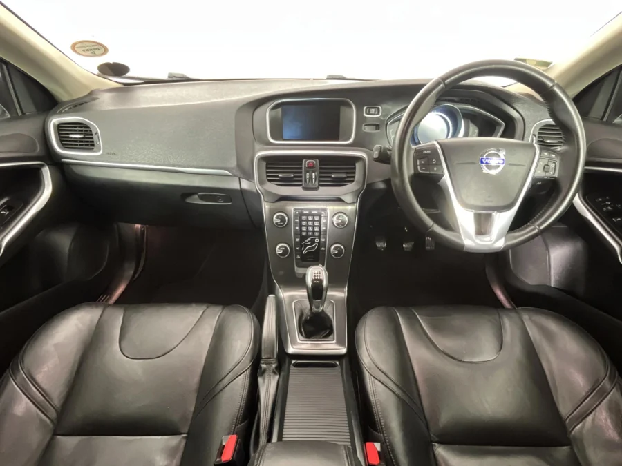 Used 2016 Volvo V40 D2 Essential - WeBuyCars Mbombela