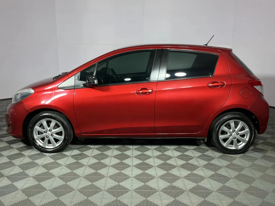 Used 2014 Toyota Yaris 5-door 1.3 XS auto - WeBuyCars Rustenburg