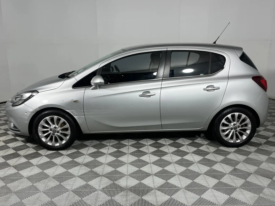 Used 2016 Opel Corsa 1.0T Cosmo - WeBuyCars Lansdowne