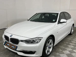 Used 2013 BMW 3 Series 320i Luxury sports-auto