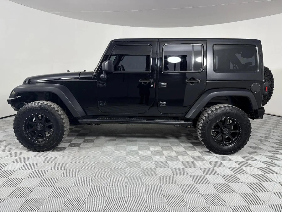 Used 2014 Jeep Wrangler Unlimited 3.6L Rubicon X - WeBuyCars Germiston