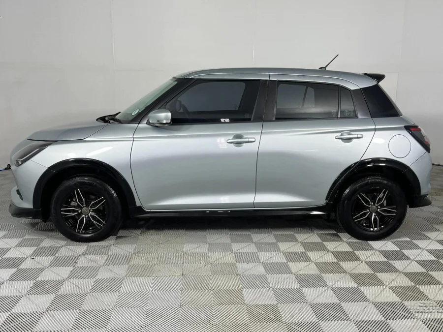 Used 2025 Suzuki Swift 1.2 GL - WeBuyCars Silverlakes