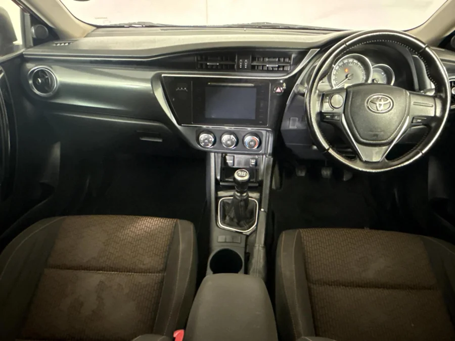 Used 2015 Toyota Auris 1.6 XS - WeBuyCars Midstream